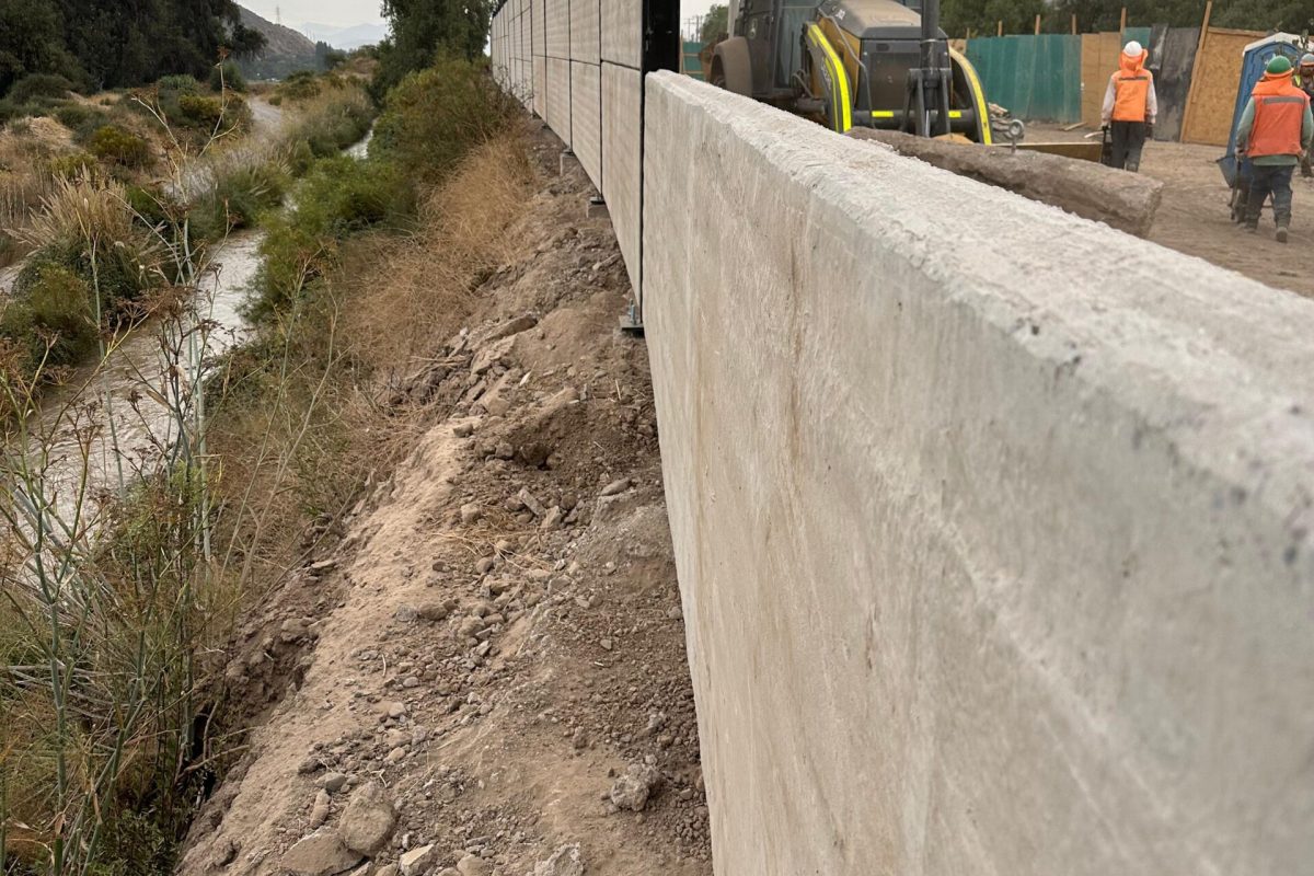 AlveoPlaca Cierre Perimetral Empresa Volcán_HORMIPRET_5